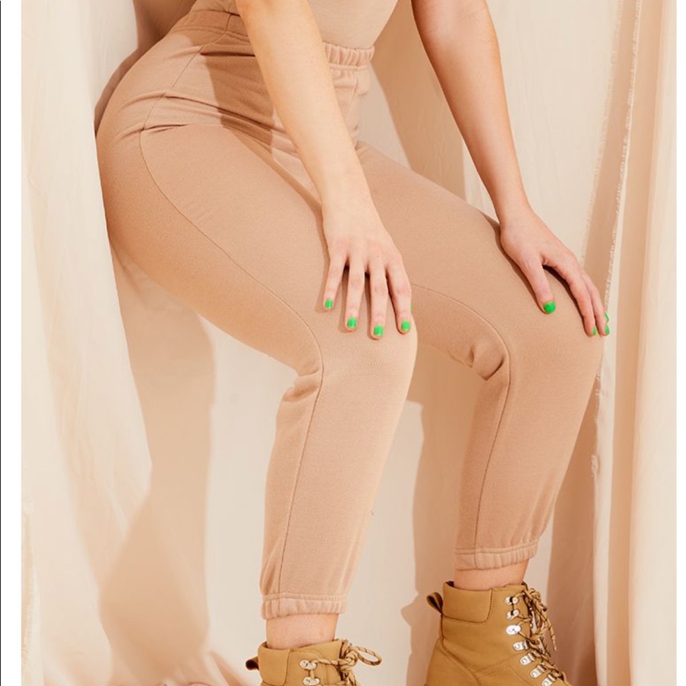 Pretty Little Thing Sand Basic Slim Fit Jogger